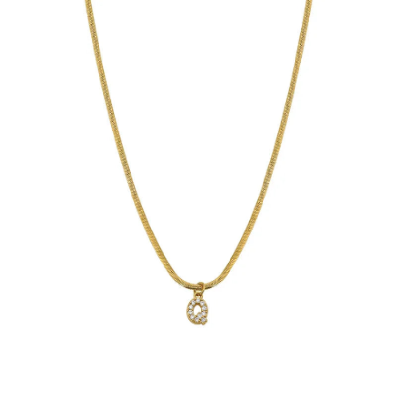 Belle Lettre Necklace