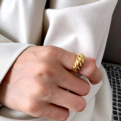 Catherine Ring
