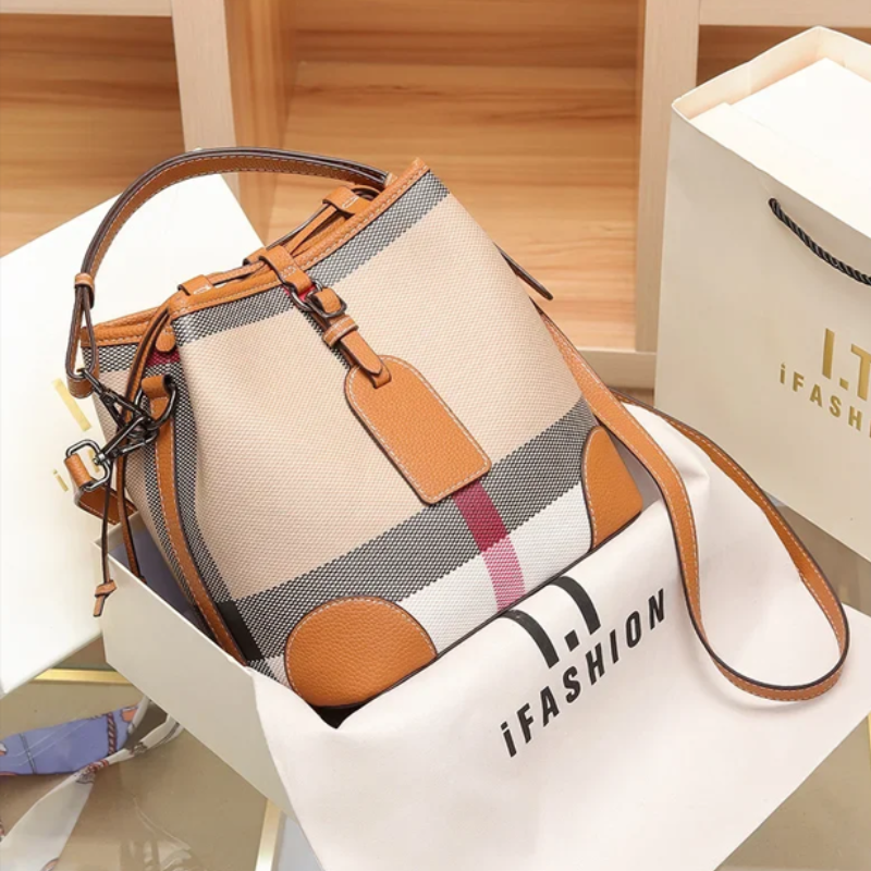 Léonie Beuteltasche