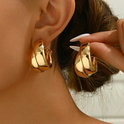 Auréa – Klobiger Creolen-Ohrring