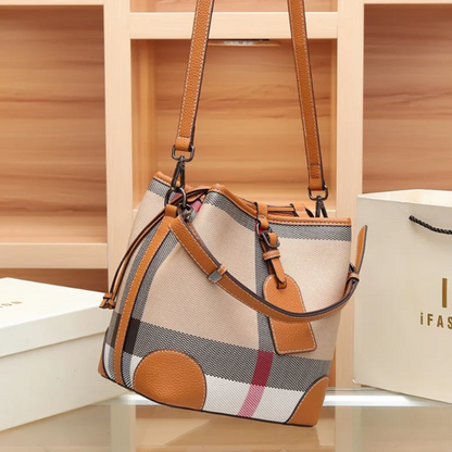 Léonie Beuteltasche