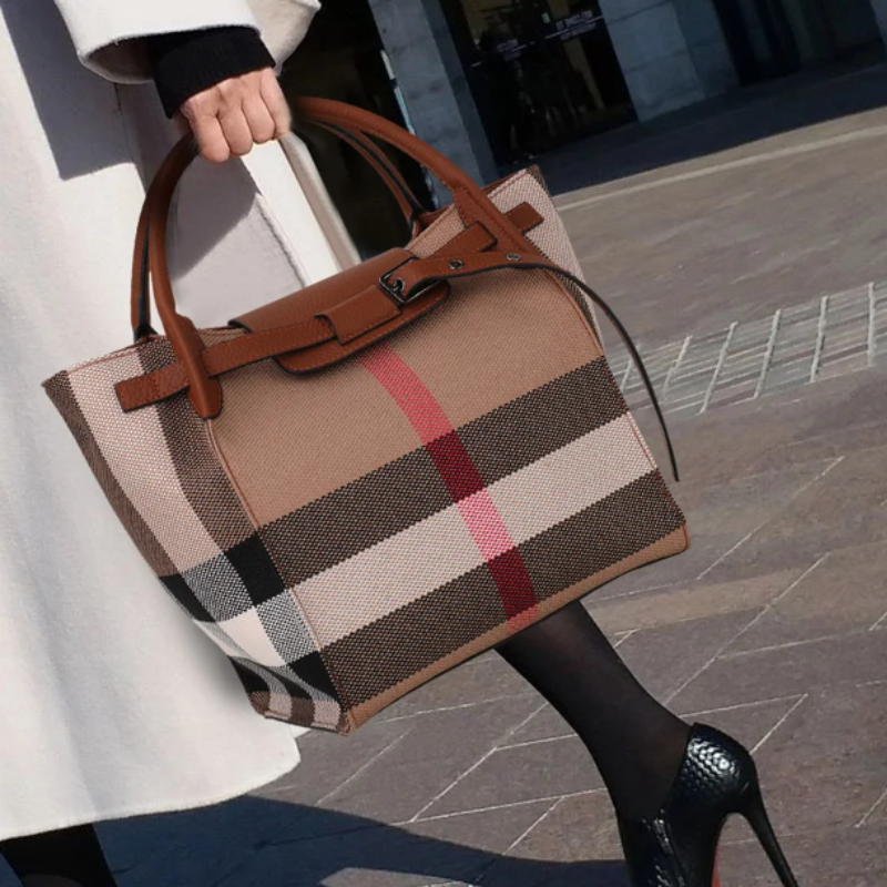 Eléonore Handtasche