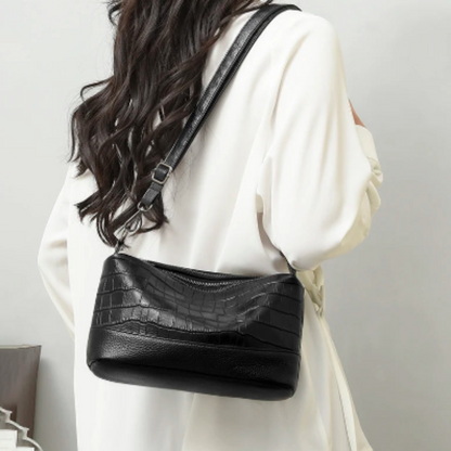 Charlotte Crossbody